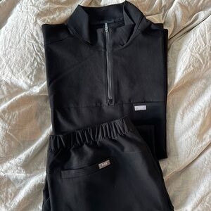 Figs Black Quarter-Zip Crew Neck and Joggers Set Scrubs